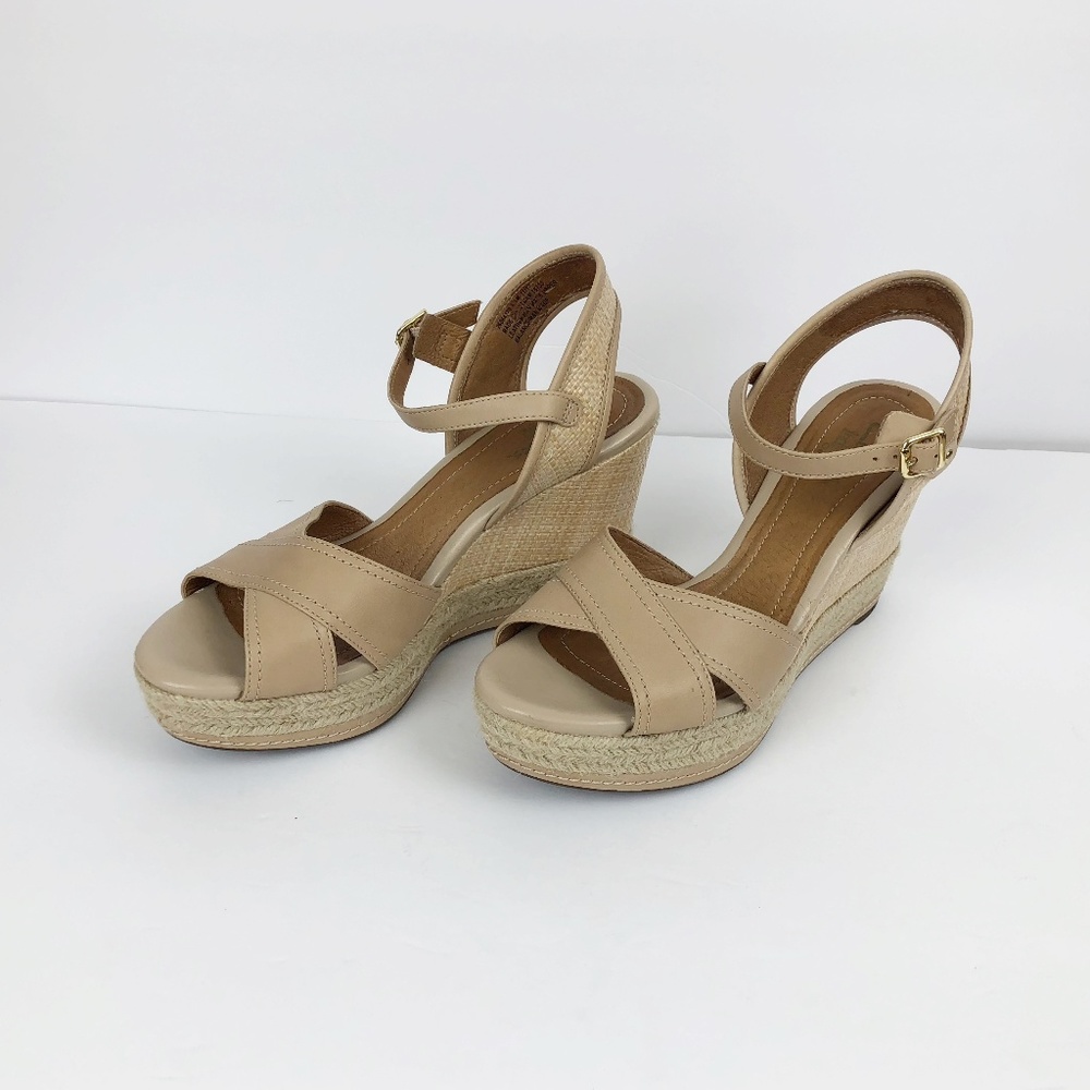 💥 CLARK platform wedge sandals.  OFFERS WELCOME